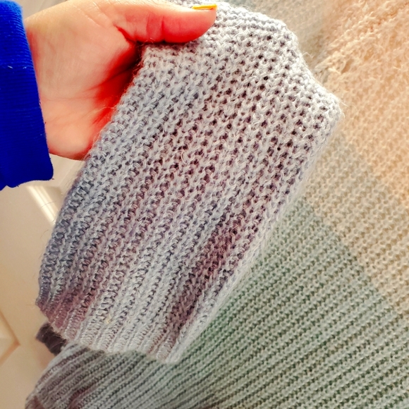 Vintage H&M Pull-over Knit Sweater - Picture 4 of 6